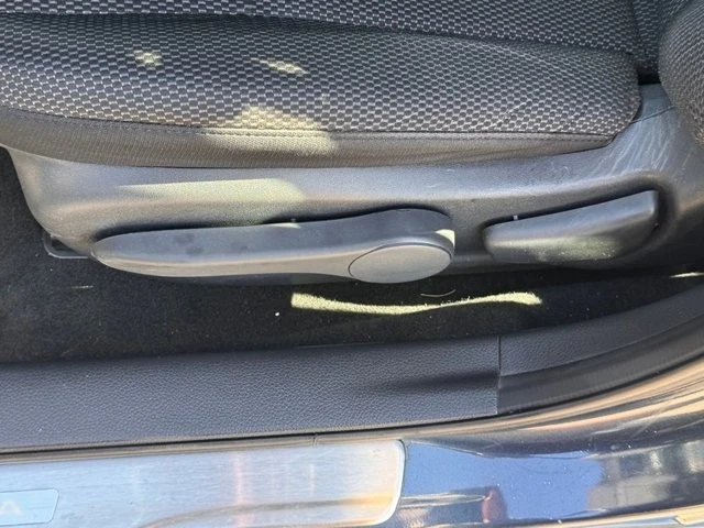 2013 Nissan Sentra 7th Gen - Image 18 of 21
