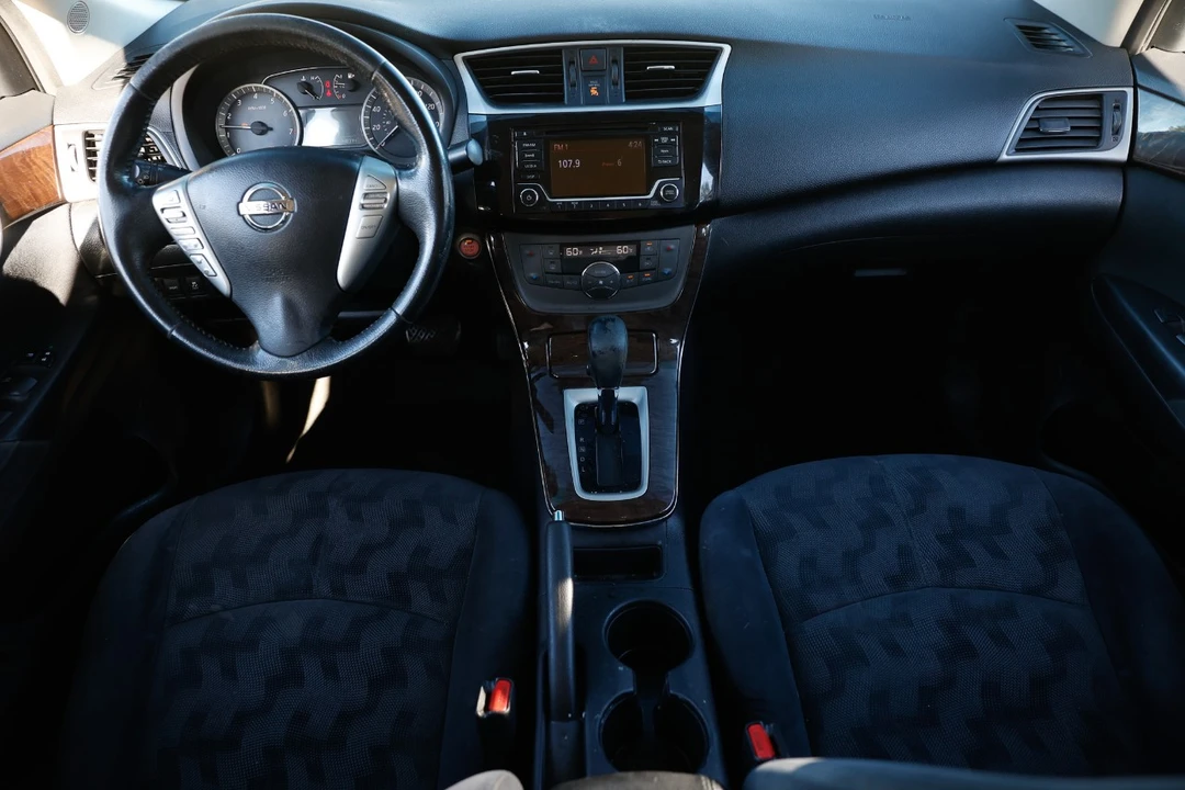 2013 Nissan Sentra 7th Gen - Image 2 of 12