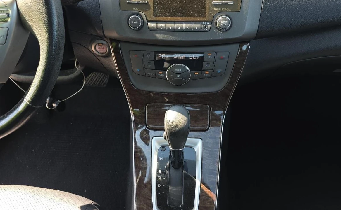 2013 Nissan Sentra 7th Gen - Image 10 of 13