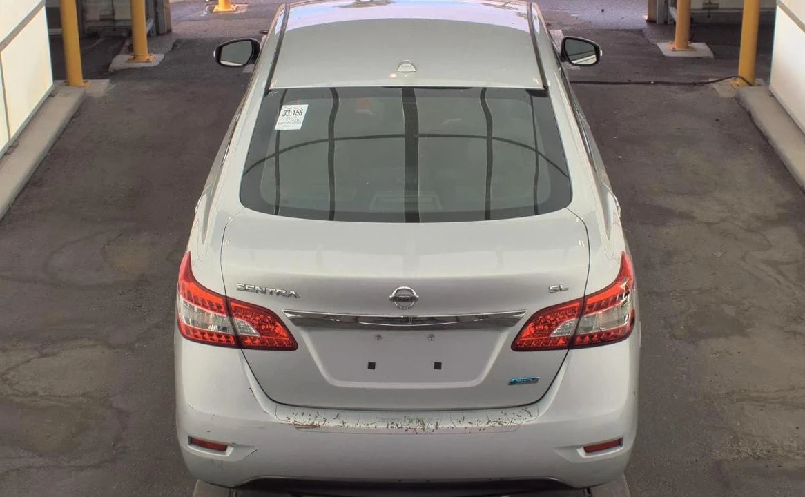 2013 Nissan Sentra 7th Gen - Image 5 of 13
