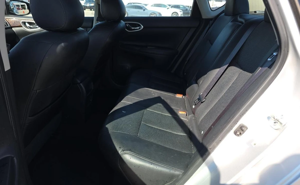 2013 Nissan Sentra 7th Gen - Image 11 of 13