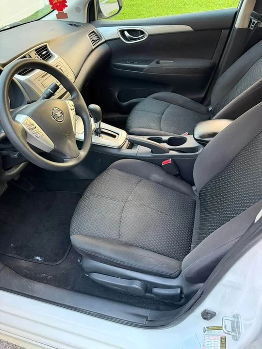 2013 Nissan Sentra 7th Gen - Image 4 of 5