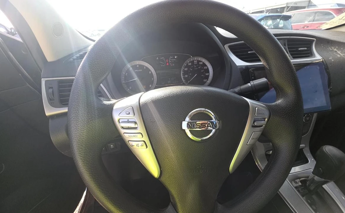 2013 Nissan Sentra 7th Gen - Image 10 of 13