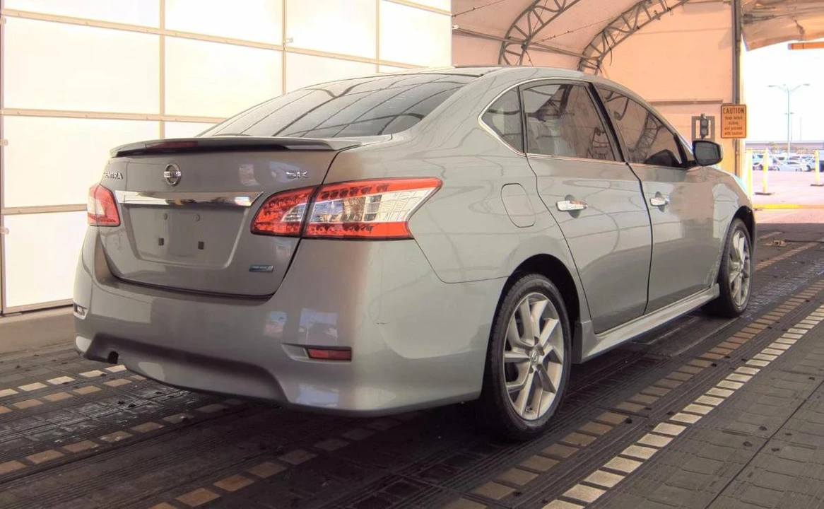 2013 Nissan Sentra 7th Gen - Image 4 of 13