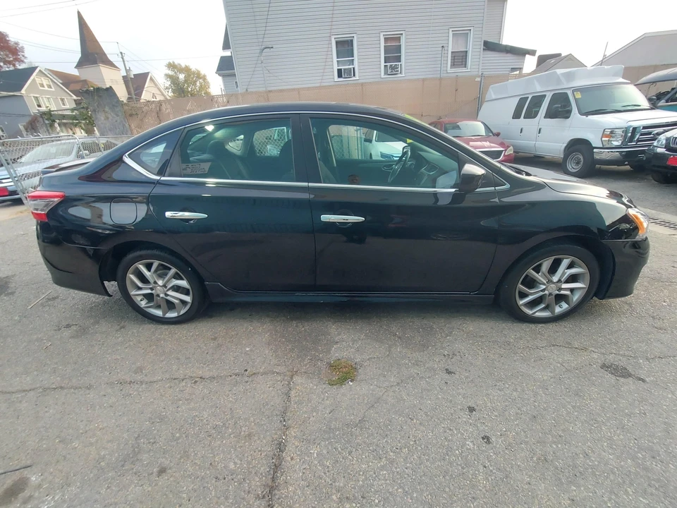 2013 Nissan Sentra 7th Gen - Image 2 of 21