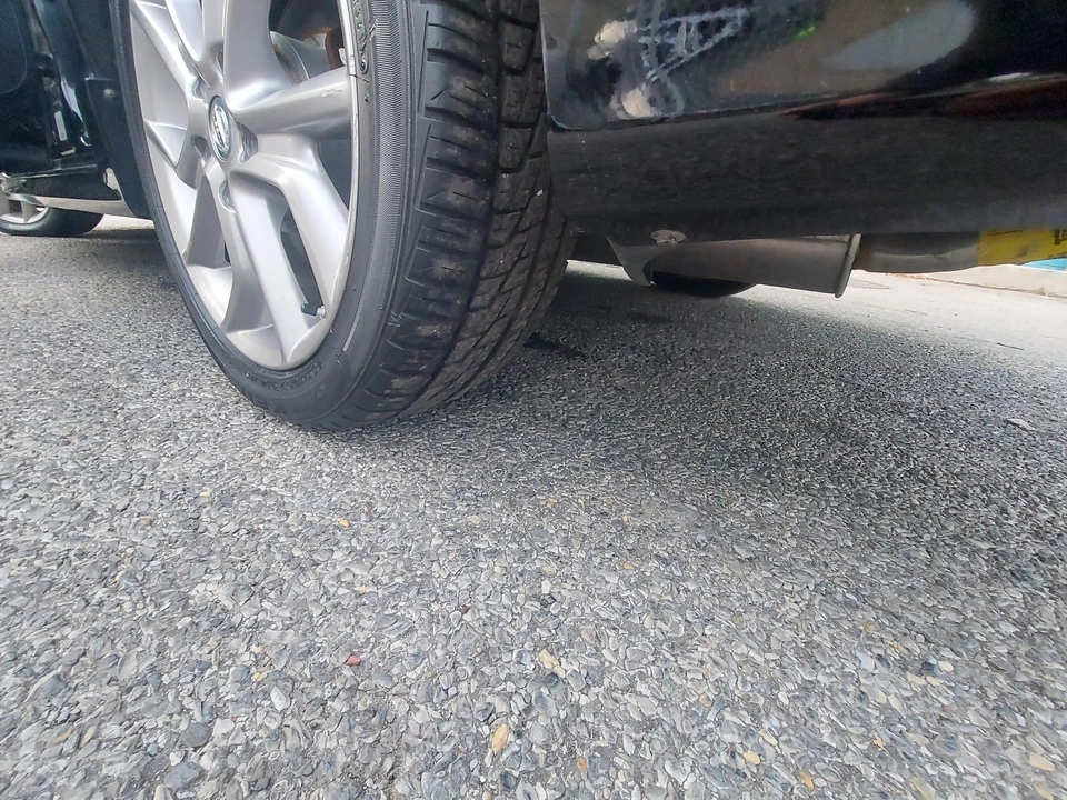 2013 Nissan Sentra 7th Gen - Image 9 of 21