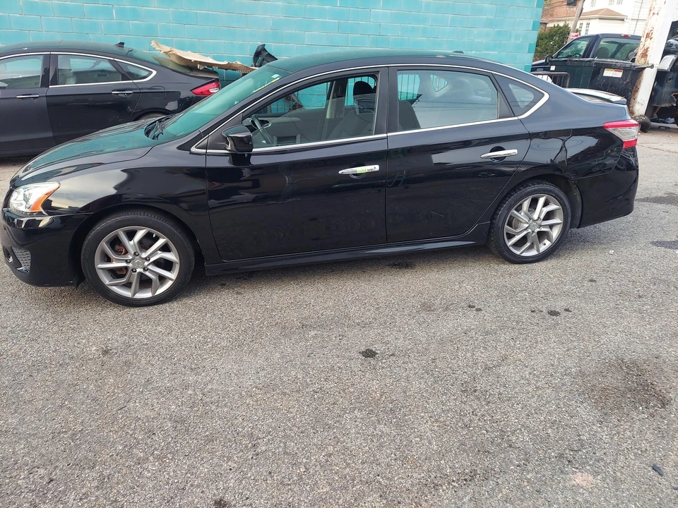2013 Nissan Sentra 7th Gen - Image 2 of 21