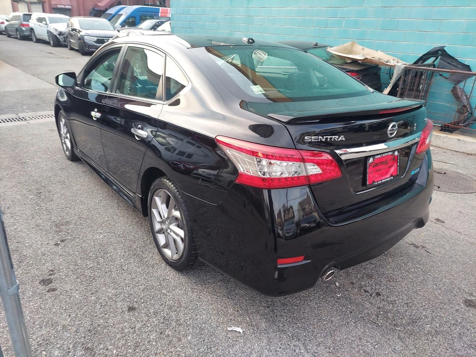 2013 Nissan Sentra 7th Gen - Image 3 of 21
