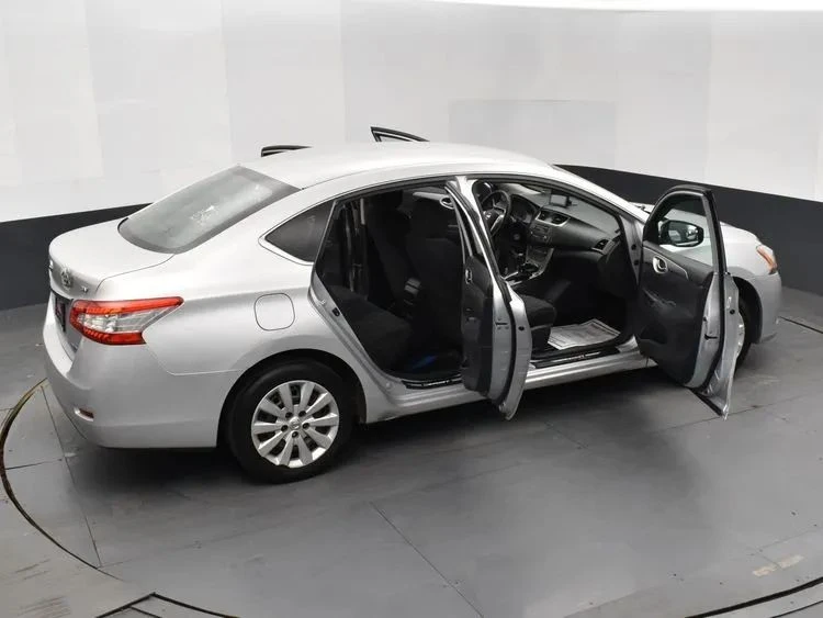 2013 Nissan Sentra 7th Gen - Image 6 of 12