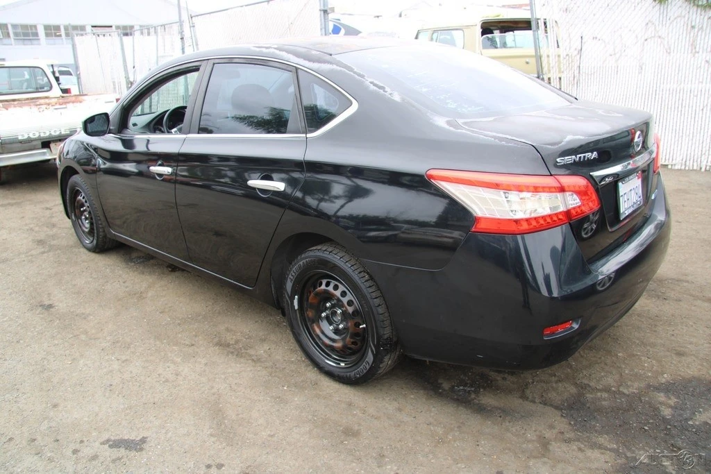 2013 Nissan Sentra 7th Gen - Image 4 of 21