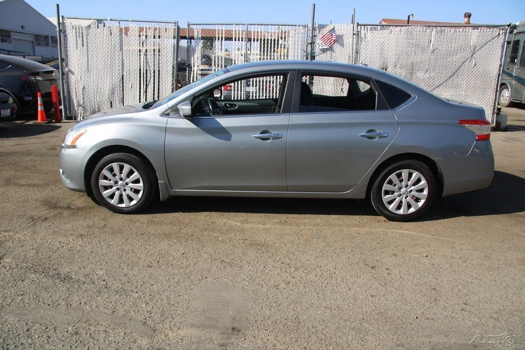 2013 Nissan Sentra 7th Gen - Image 3 of 21