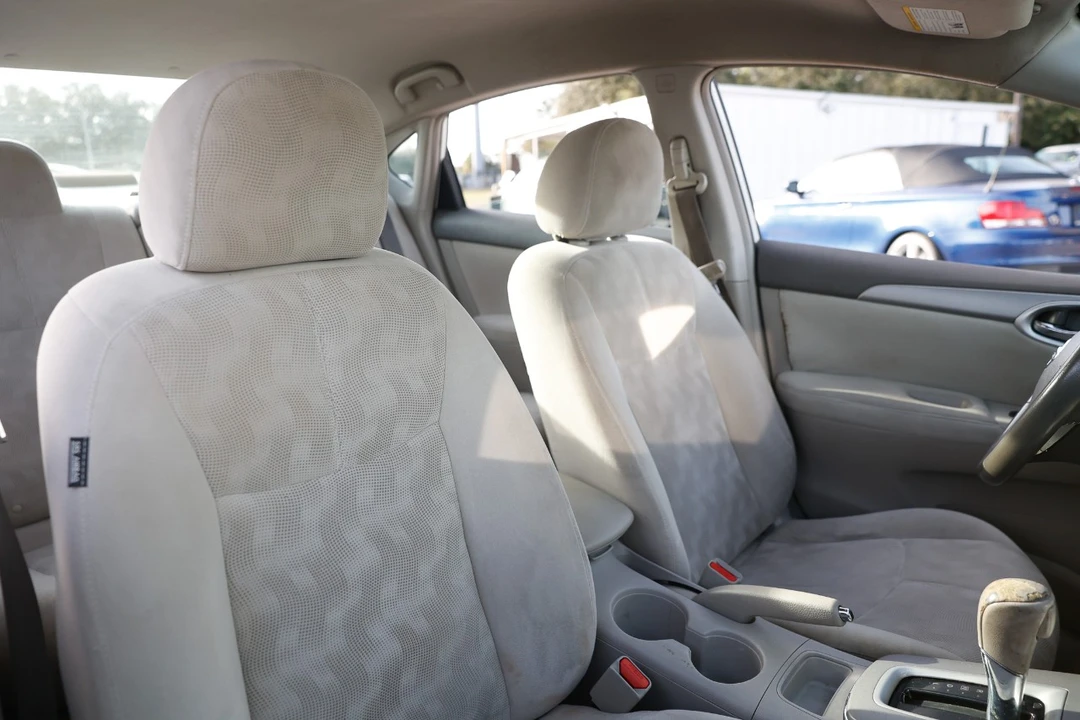 2013 Nissan Sentra 7th Gen - Image 18 of 21