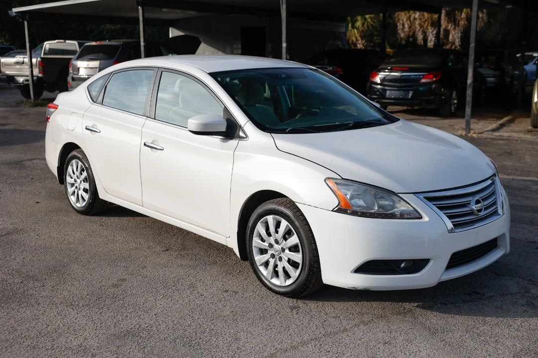 2013 Nissan Sentra 7th Gen - Image 15 of 21
