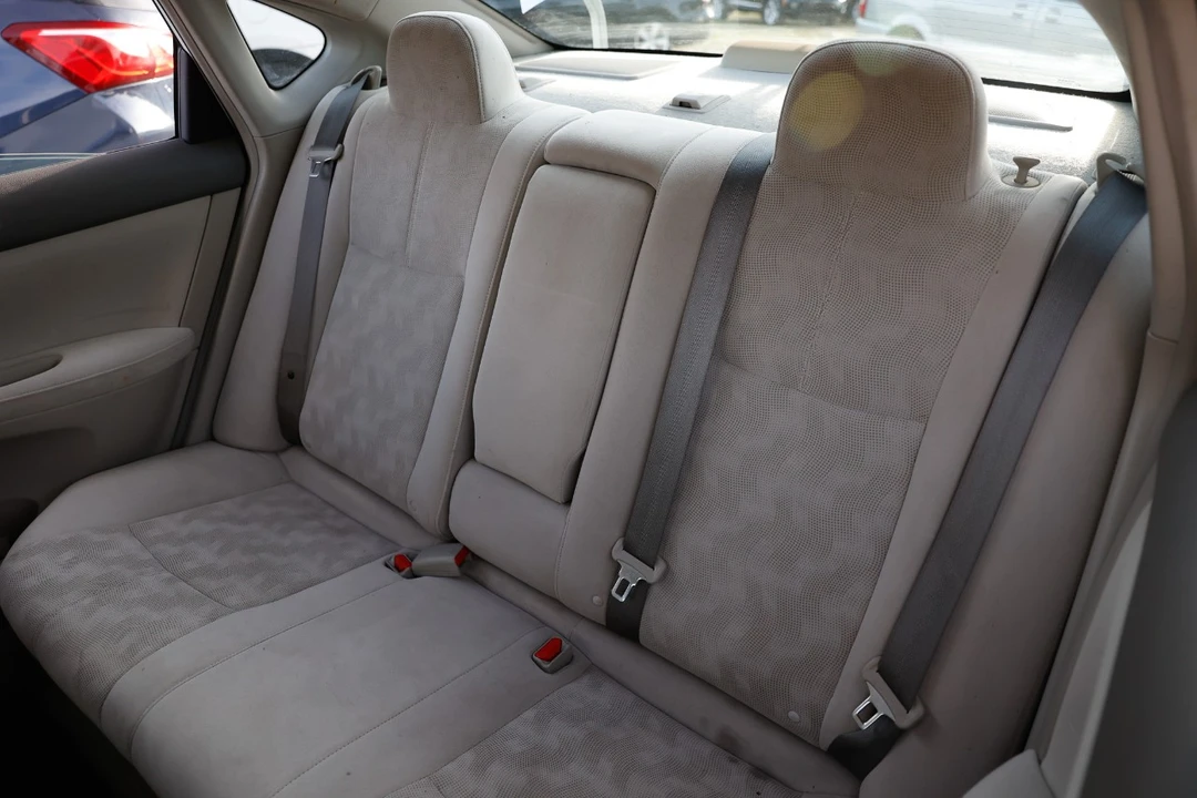 2013 Nissan Sentra 7th Gen - Image 8 of 12