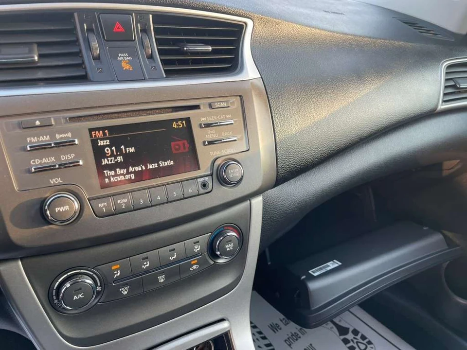 2013 Nissan Sentra 7th Gen - Image 13 of 17