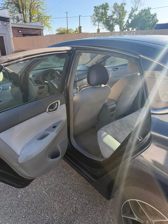2013 Nissan Sentra 7th Gen - Image 9 of 14