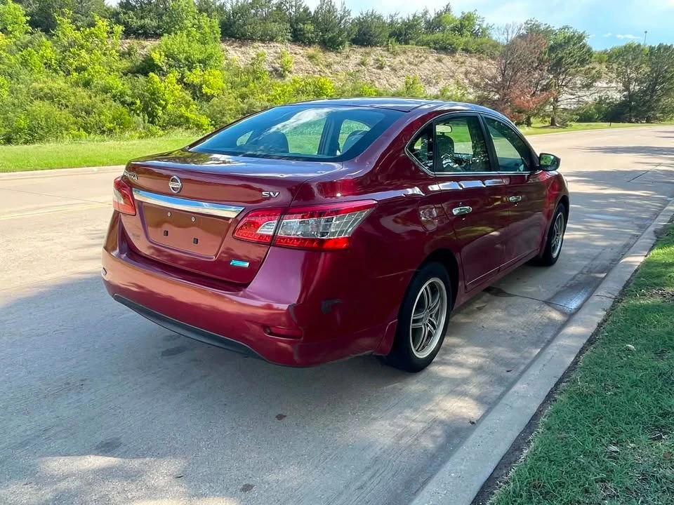 2013 Nissan Sentra 7th Gen - Image 2 of 10