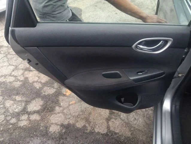 2013 Nissan Sentra 7th Gen - Image 15 of 21