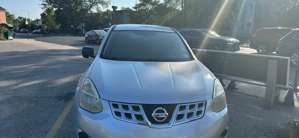 2013 Nissan NV - Image 3 of 4