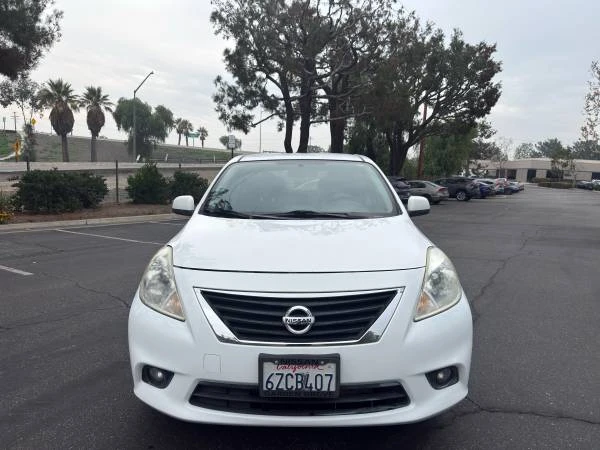 2013 Nissan Versa - Image 2 of 10