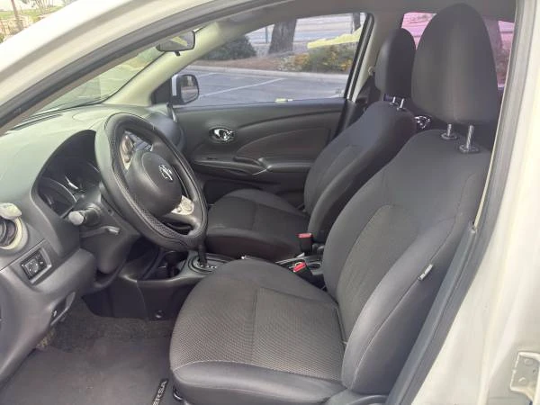 2013 Nissan Versa - Image 7 of 10