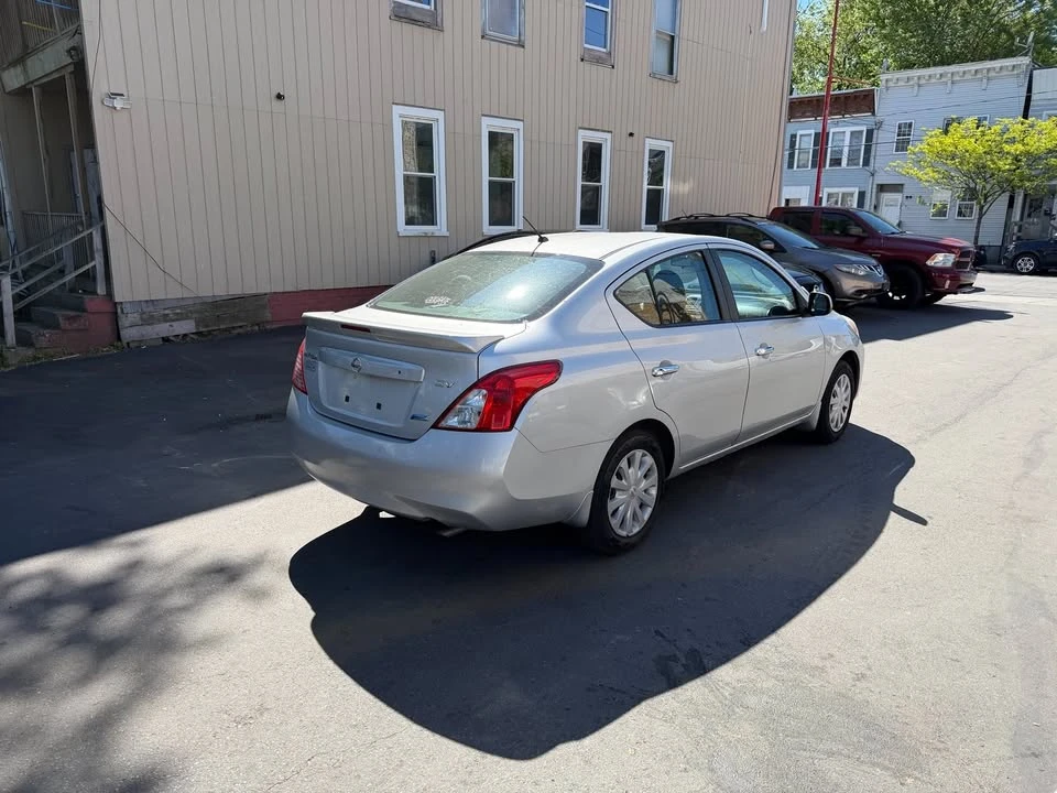 2013 Nissan Versa - Image 3 of 7
