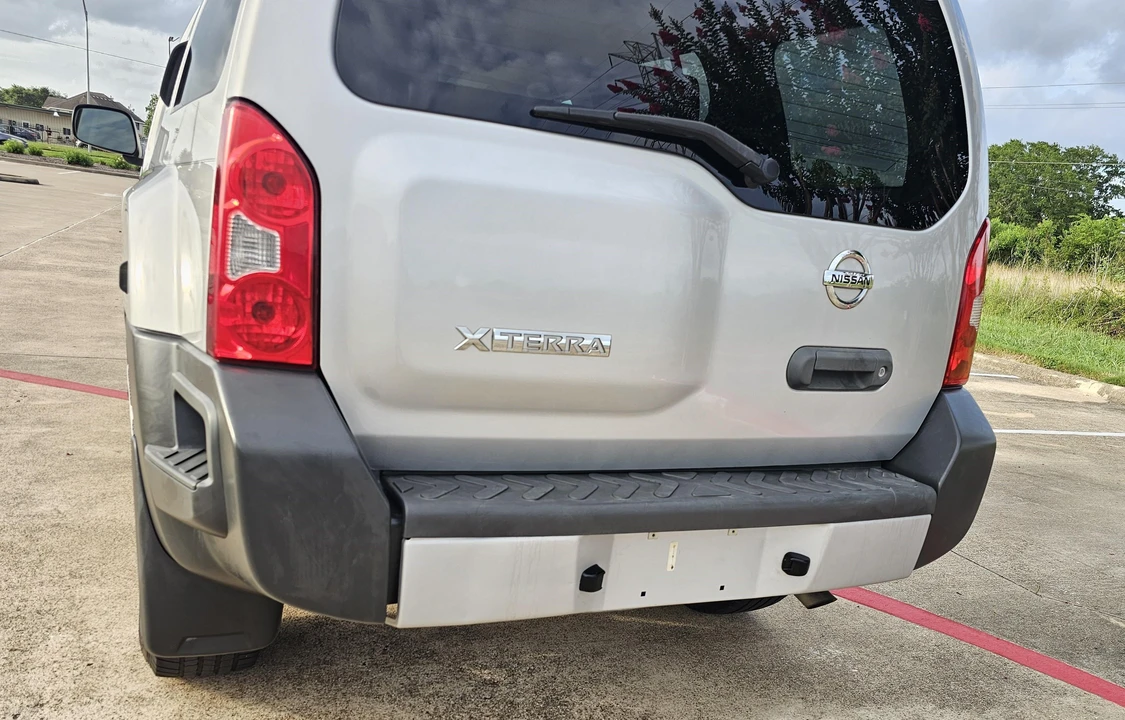 2013 Nissan Xterra 2nd Gen - Image 27 of 31