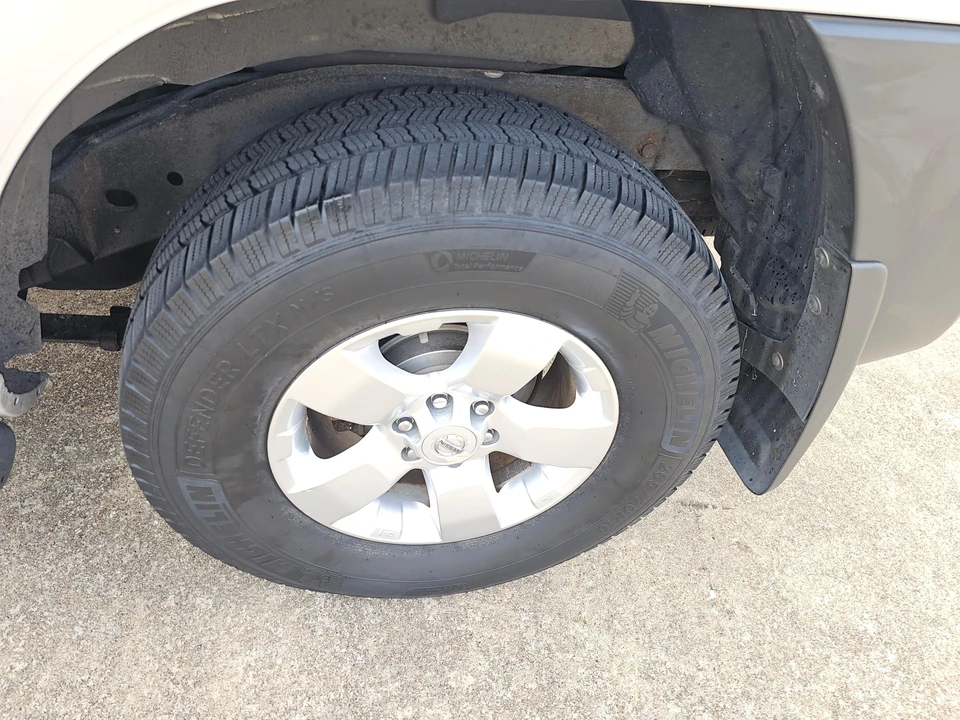 2013 Nissan Xterra 2nd Gen - Image 29 of 31