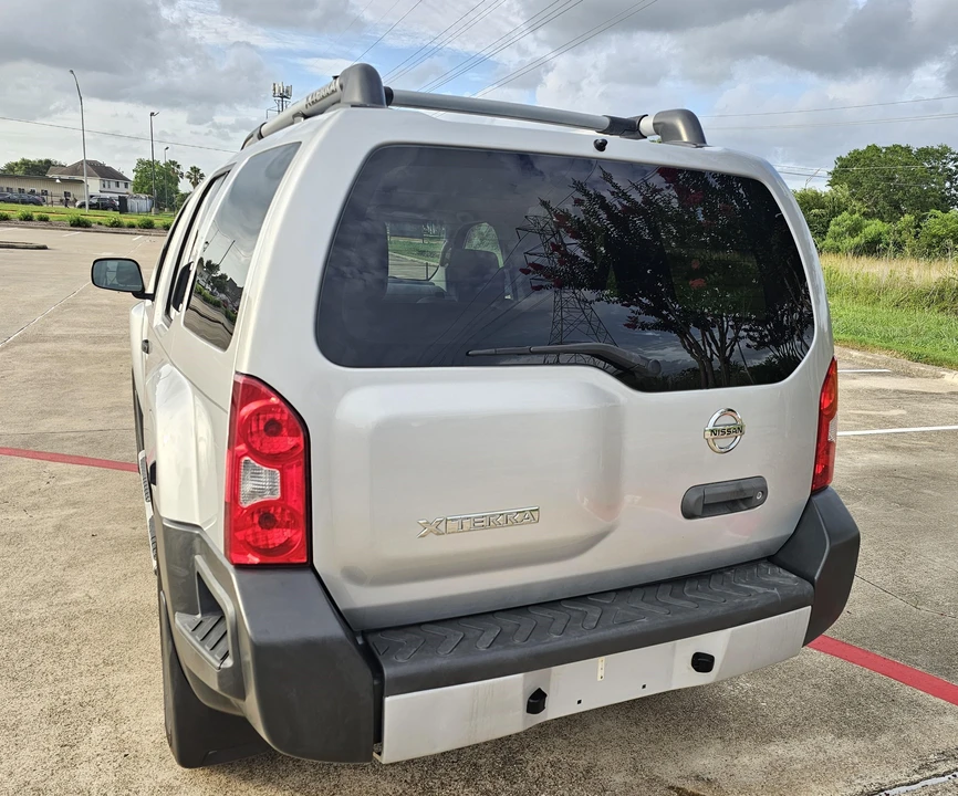 2013 Nissan Xterra 2nd Gen - Image 14 of 31