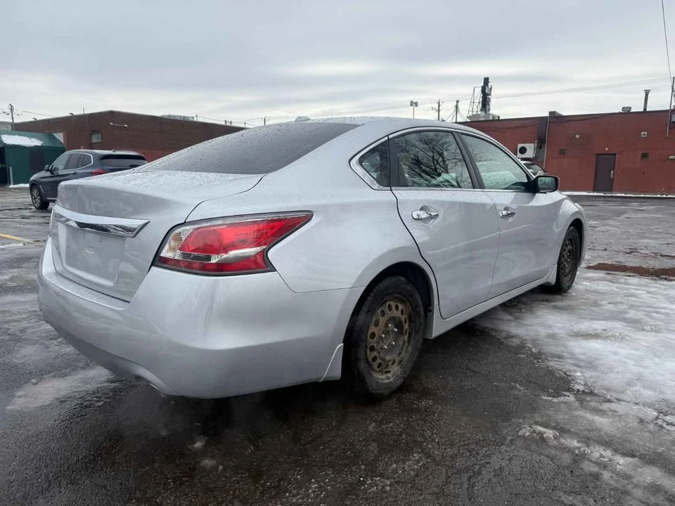 2013 Nissan Altima 4th Gen - Image 2 of 13