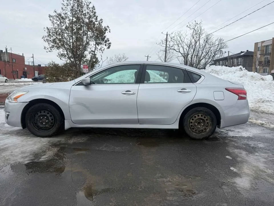 2013 Nissan Altima 4th Gen - Image 4 of 13