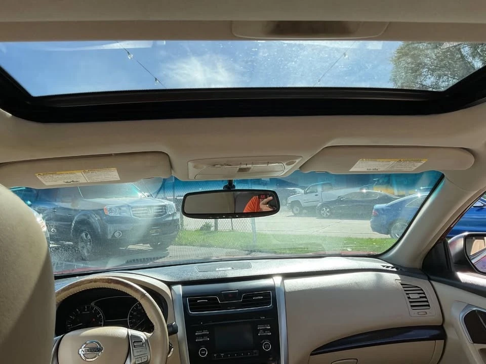 2013 Nissan Altima - Image 18 of 20