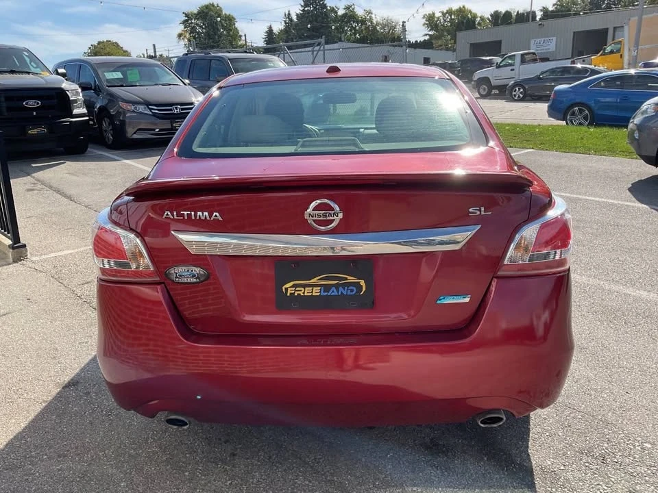 2013 Nissan Altima - Image 11 of 20