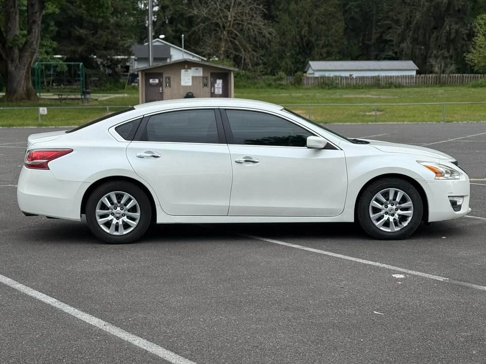 2013 Nissan Altima 5th Gen - Image 9 of 11
