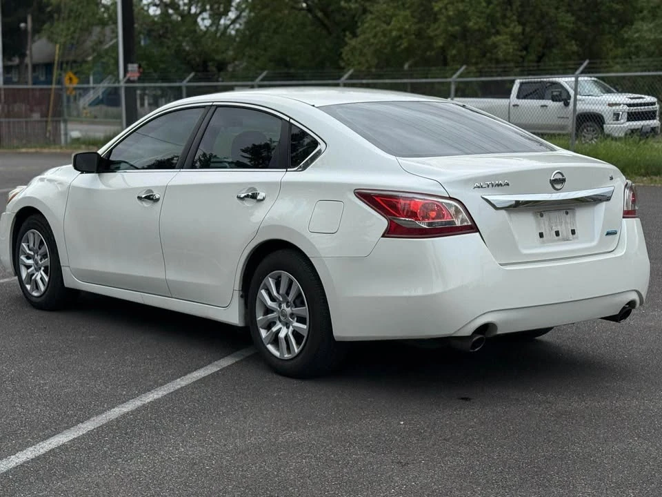2013 Nissan Altima 5th Gen - Image 6 of 11