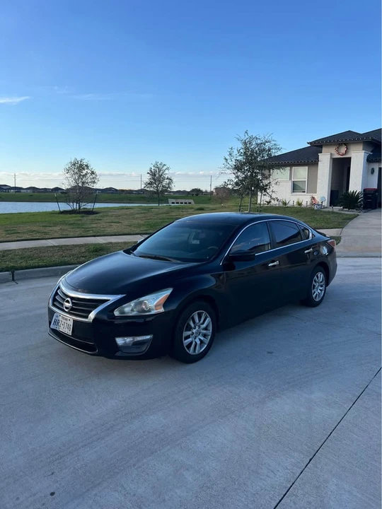 2013 Nissan Altima 5th Gen - Image 2 of 13