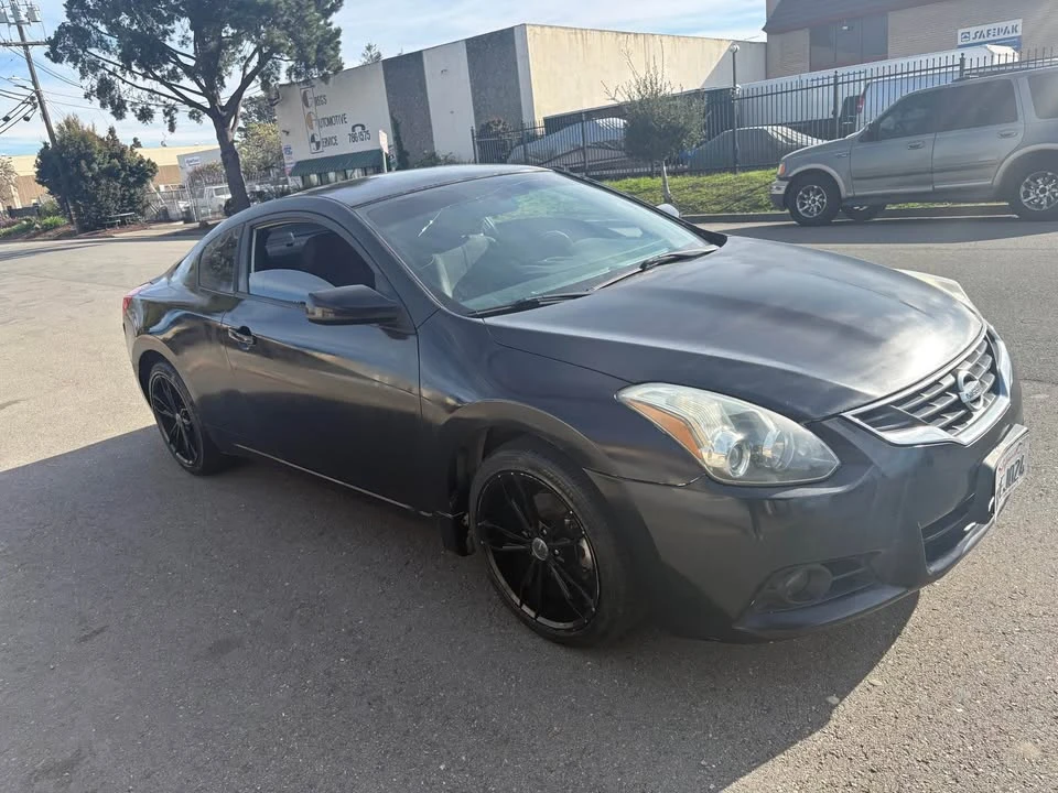 2013 Nissan Altima 4th Gen - Image 2 of 10