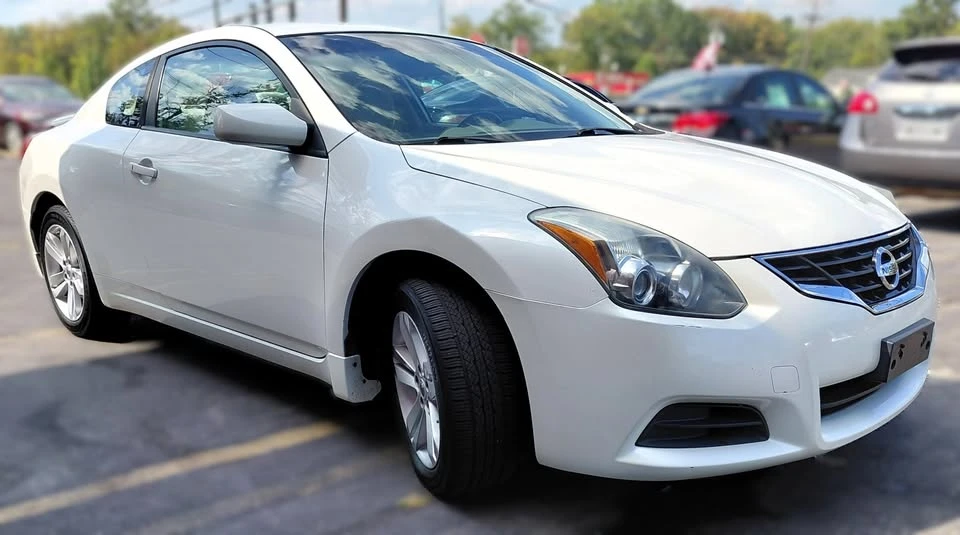 2013 Nissan Altima 4th Gen - Image 2 of 12