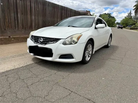 2013 Nissan Altima 2.5 S Coupe
