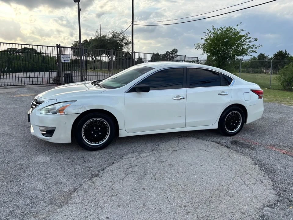 2013 Nissan Altima 5th Gen - Image 13 of 19