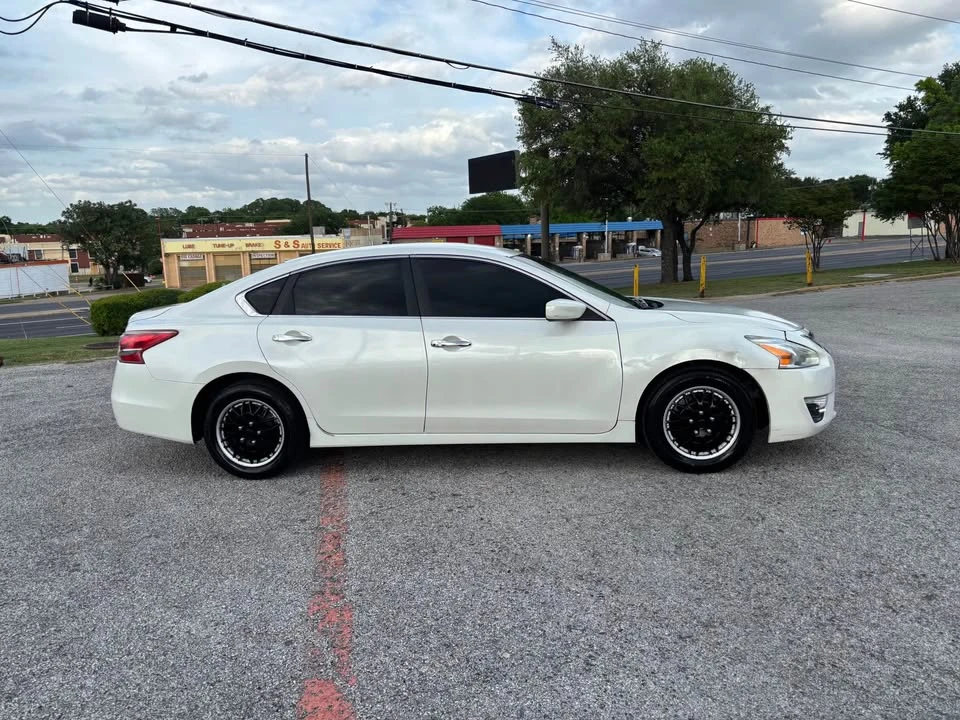 2013 Nissan Altima 5th Gen - Image 8 of 19