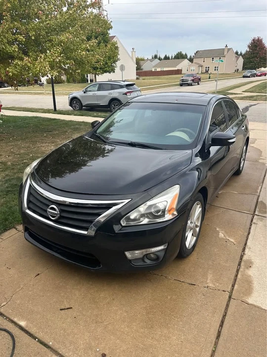 2013 Nissan Altima 5th Gen - Image 2 of 11