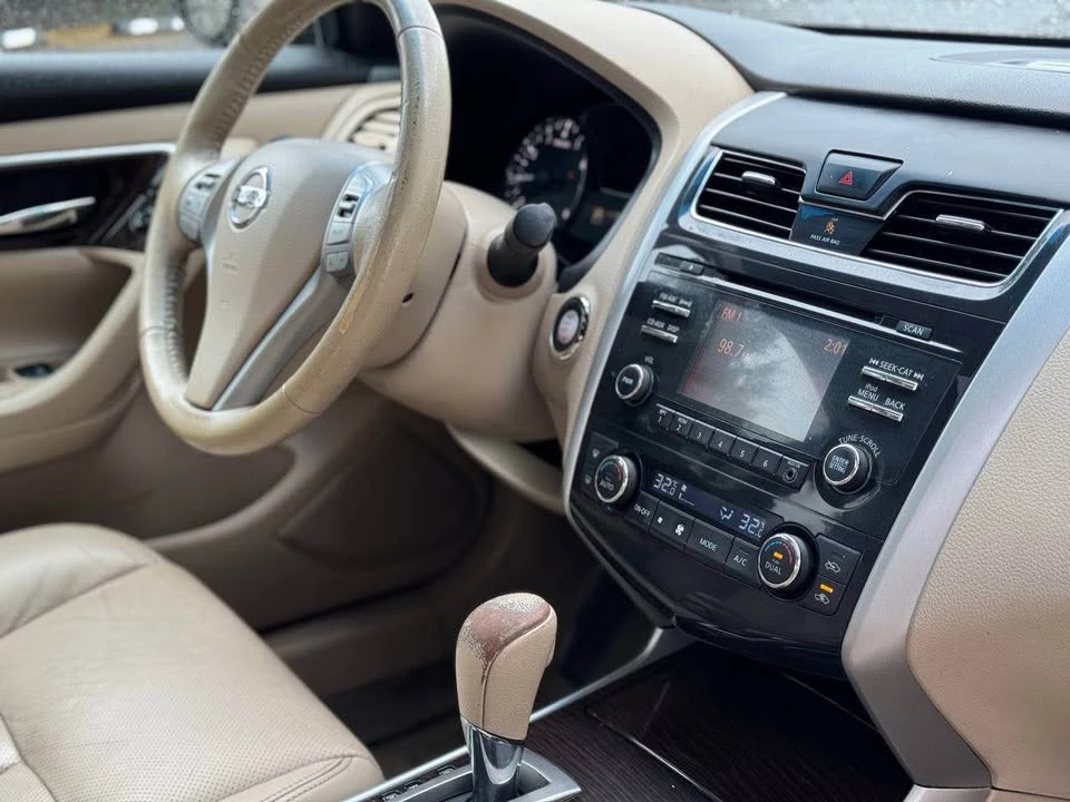 2013 Nissan Altima 5th Gen - Image 9 of 15
