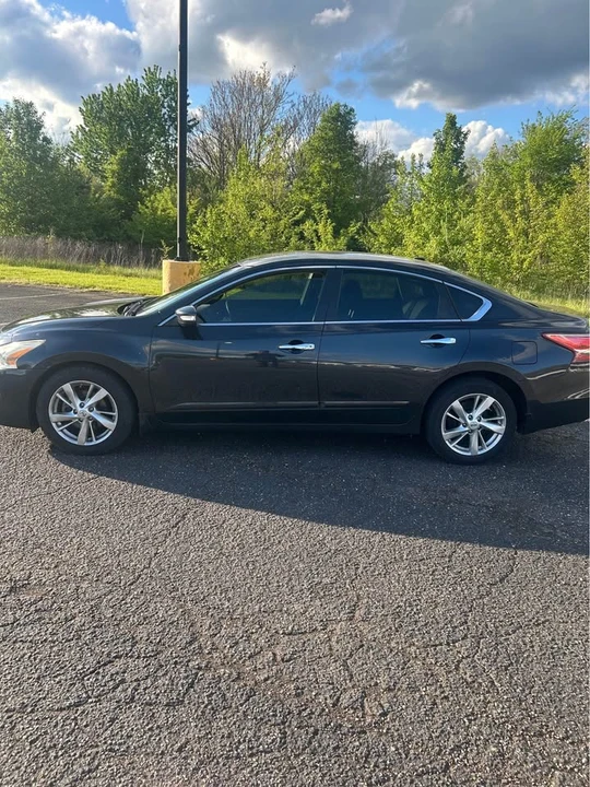 2013 Nissan Altima 5th Gen - Image 2 of 6