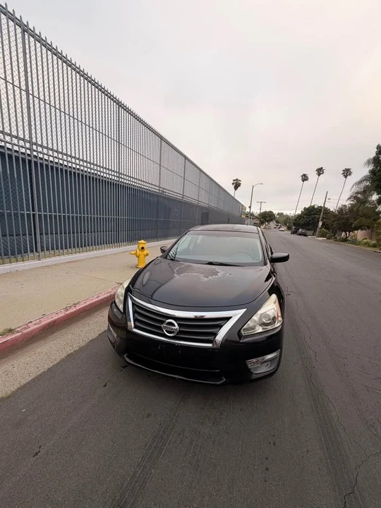 2013 Nissan Altima 5th Gen - Image 5 of 10