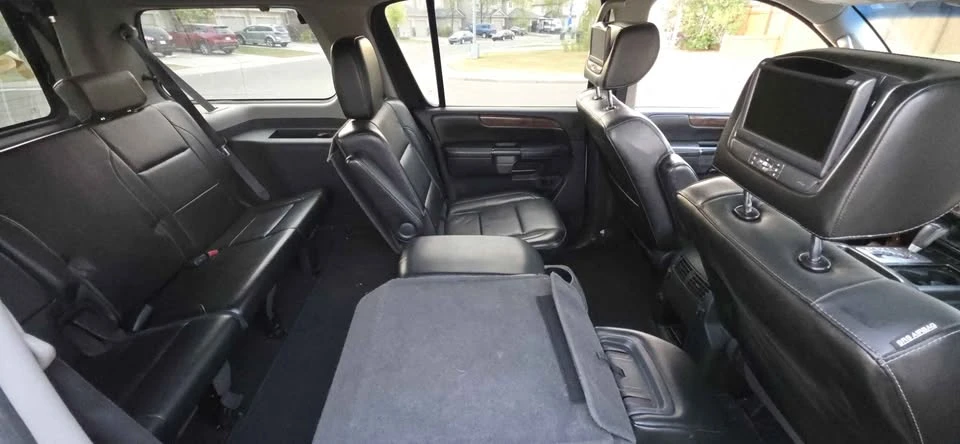 2013 Nissan Armada - Image 9 of 15