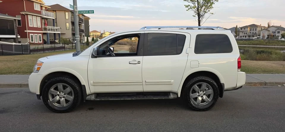 2013 Nissan Armada - Image 2 of 15