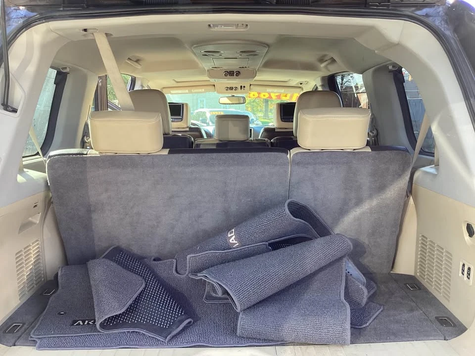 2013 Nissan Armada - Image 7 of 9