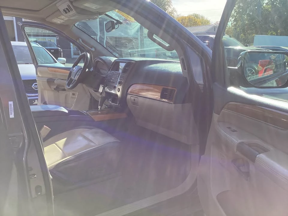 2013 Nissan Armada - Image 9 of 9
