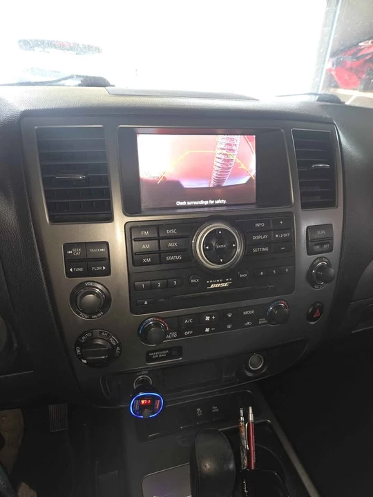 2013 Nissan Armada - Image 6 of 10